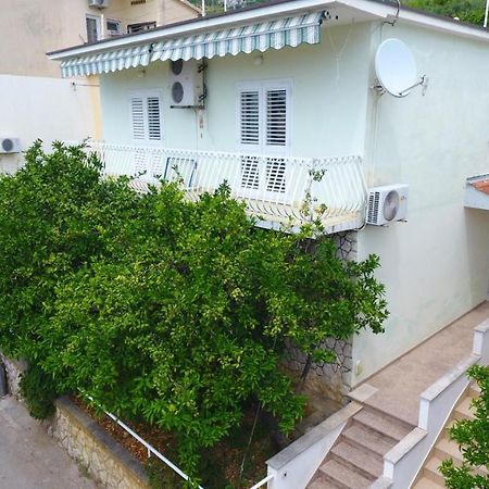 Apartmani Vranjes Podgora Exteriér fotografie