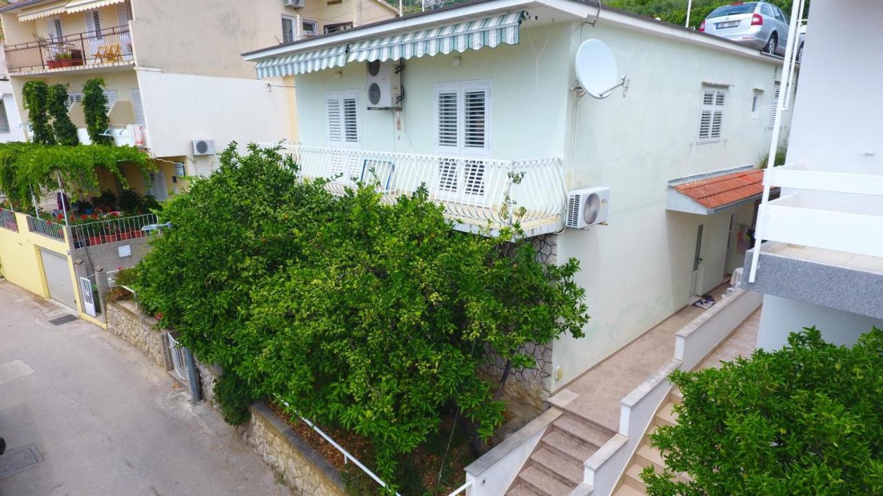 Apartmani Vranjes Podgora Exteriér fotografie