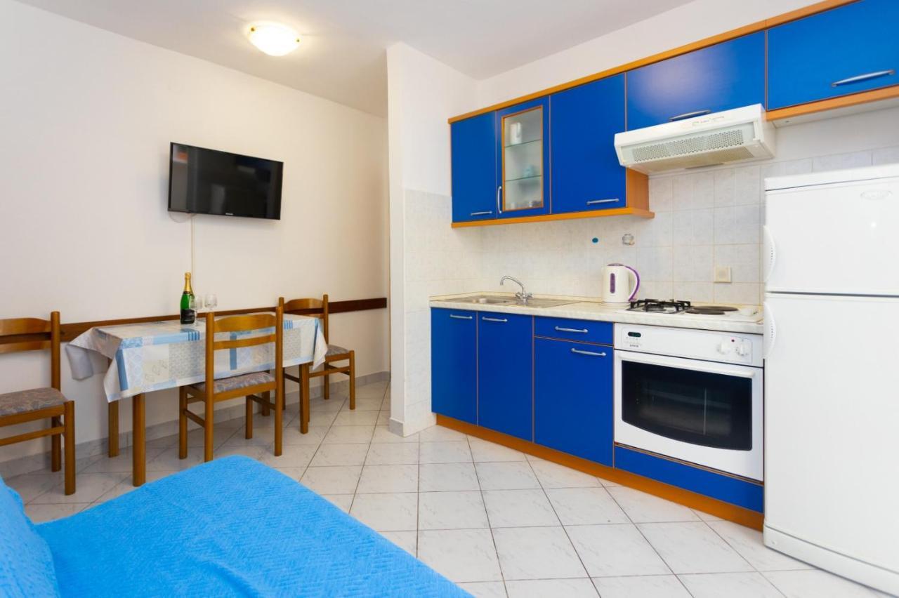 Apartmani Vranjes Podgora Exteriér fotografie