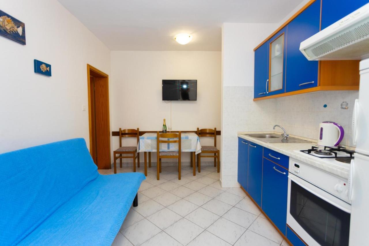 Apartmani Vranjes Podgora Exteriér fotografie