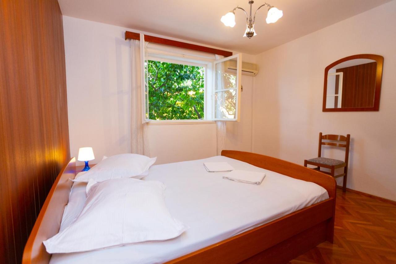 Apartmani Vranjes Podgora Exteriér fotografie